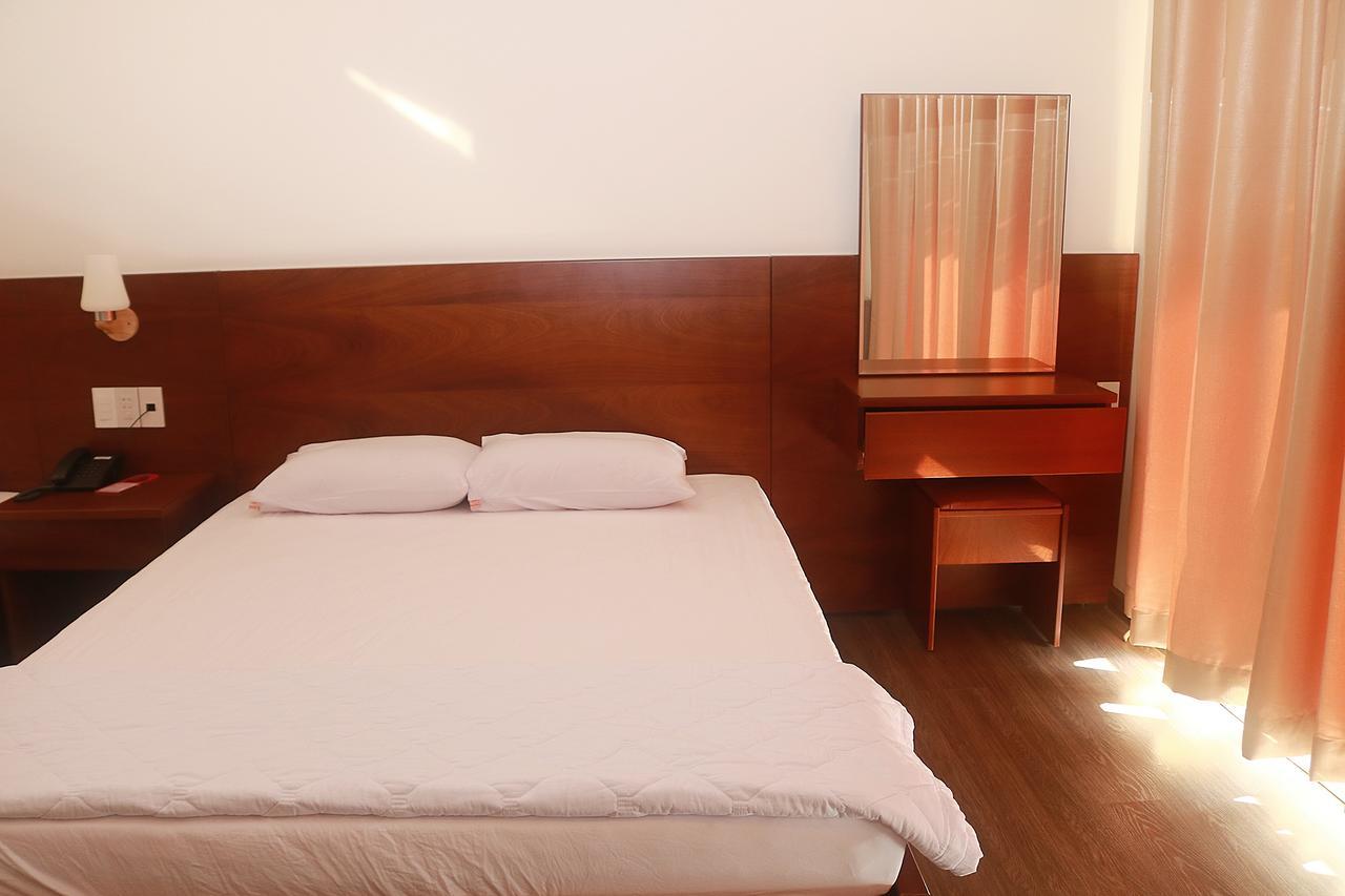 My Ca Hotel Cam Ranh Exteriör bild